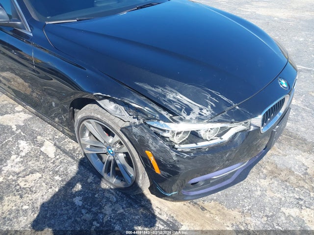 44591543 :رقم المزاد ، WBA8E1C57JA167644 vin ، 2018 Bmw 330e Iperformance مزاد بيع