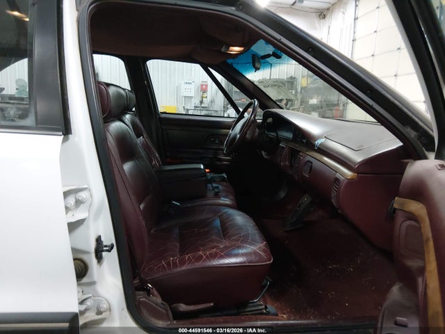 1995 Oldsmobile 88 Royale მანქანა იყიდება აუქციონზე, vin: 1G3HN52K3S4811948, აუქციონის ნომერი: 44591546