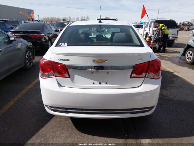 1G1PD5SB3E7319284 Chevrolet Cruze 1lt Manual