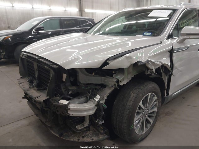 2022 LINCOLN NAUTILUS 2LMPJ6J98NBL00869 Photo 5