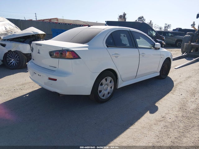 2011 MITSUBISHI LANCER JA32U2FU4BU042653 Photo 3