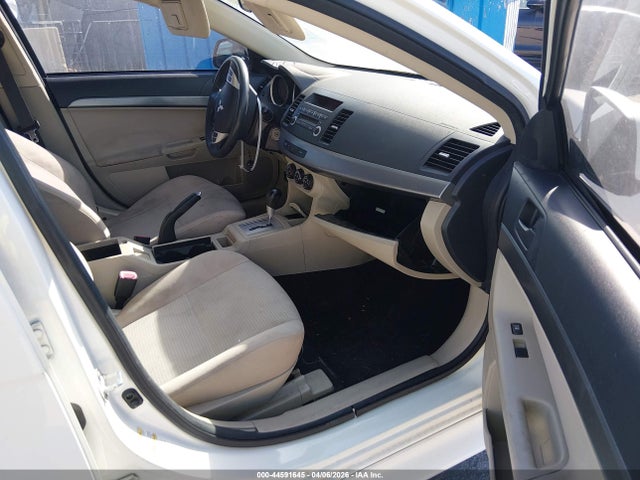 2011 MITSUBISHI LANCER JA32U2FU4BU042653 Photo 4