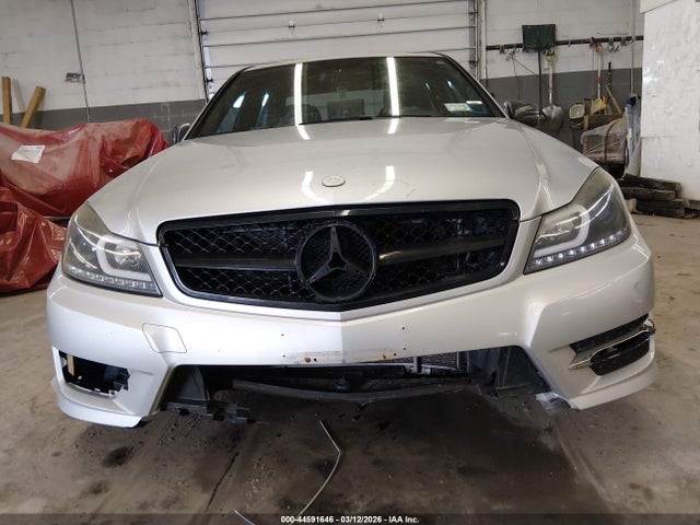 44591646 :رقم المزاد ، WDDGF8AB0DG121741 vin ، 2013 Mercedes-benz C 300 Sport 4matic مزاد بيع