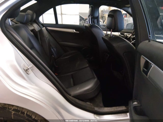 44591646 :رقم المزاد ، WDDGF8AB0DG121741 vin ، 2013 Mercedes-benz C 300 Sport 4matic مزاد بيع