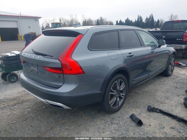 YV4A22NL5H1001581 Volvo V90 Cross Country T6