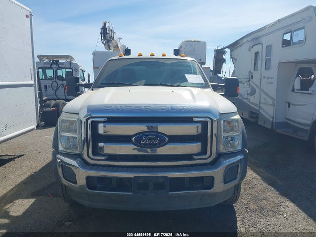 Ford F-550 Chassis Xl 2015 1FDUF5GT5FEA42958 Image 11