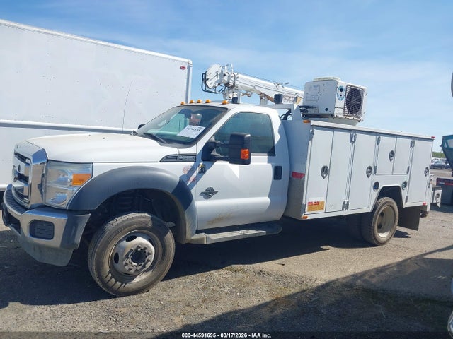 Ford F-550 Chassis Xl 2015 1FDUF5GT5FEA42958 Image 13
