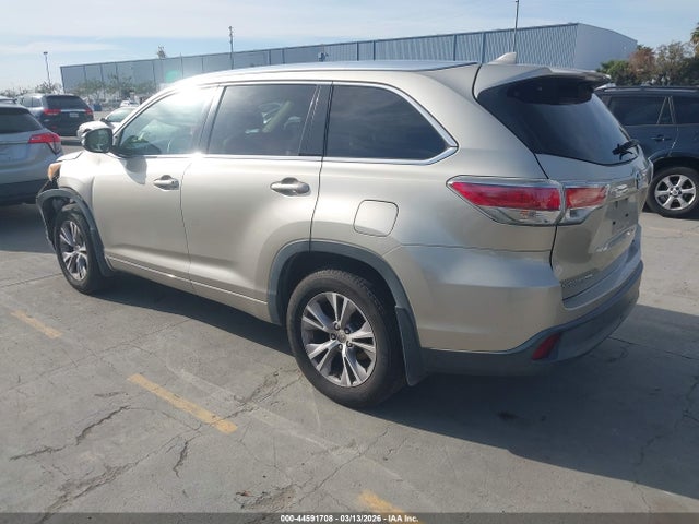 Toyota Highlander Xle V6 2014 5TDJKRFH9ES012801 Image 3