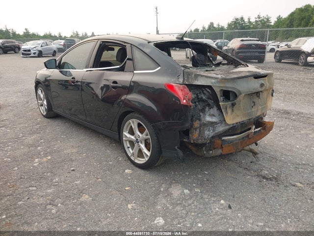 Ford Focus Titanium 2015 1FADP3J27FL310531 Image 3