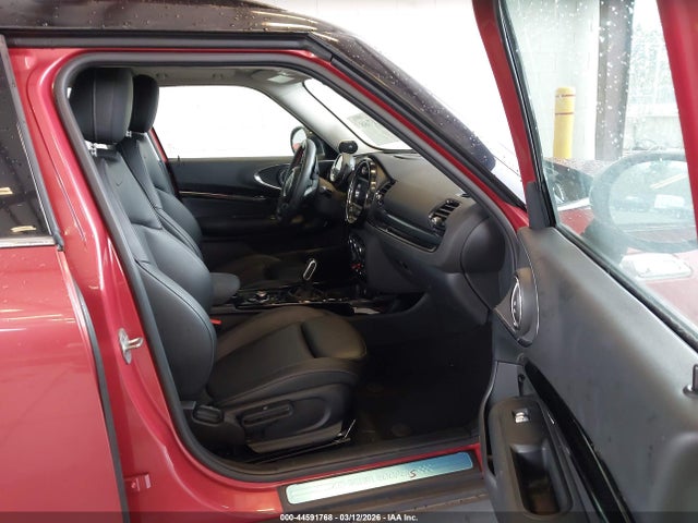 2020 MINI CLUBMAN WMWLV7C07L2M04759 Photo 4