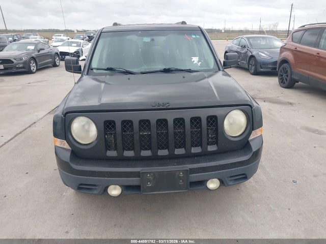 Jeep Patriot Altitude 2014 1C4NJPBA5ED853544 Image 6