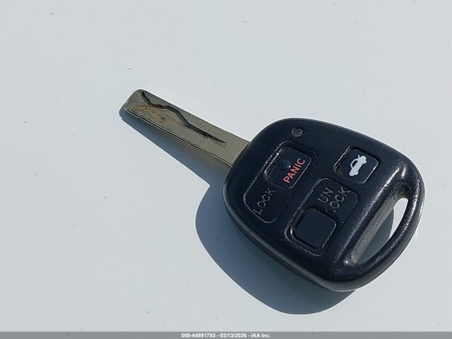 44591793 :رقم المزاد ، JTHBF30G620086213 vin ، 2002 Lexus Es 300 مزاد بيع