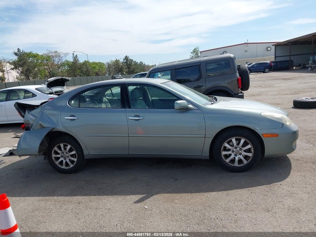 44591793 :رقم المزاد ، JTHBF30G620086213 vin ، 2002 Lexus Es 300 مزاد بيع