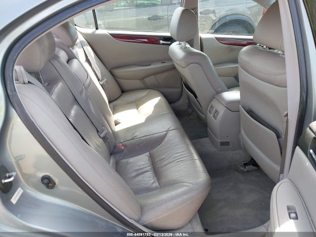 44591793 :رقم المزاد ، JTHBF30G620086213 vin ، 2002 Lexus Es 300 مزاد بيع