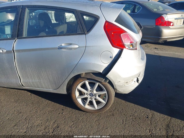 Ford FIESTA SE 2016 3FADP4EJ9GM123539 Image 6
