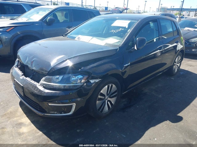 WVWKR7AUXHW953428 Volkswagen E-golf Se