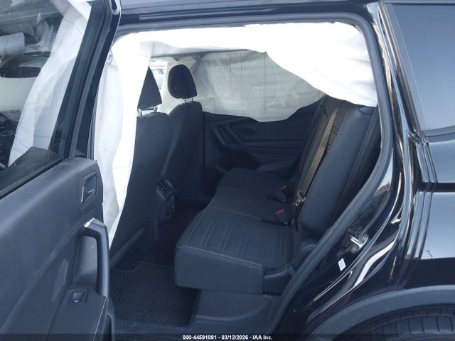 44591891 :رقم المزاد ، 3VV1B7AX5NM014534 vin ، 2022 Volkswagen Tiguan 2.0t S مزاد بيع