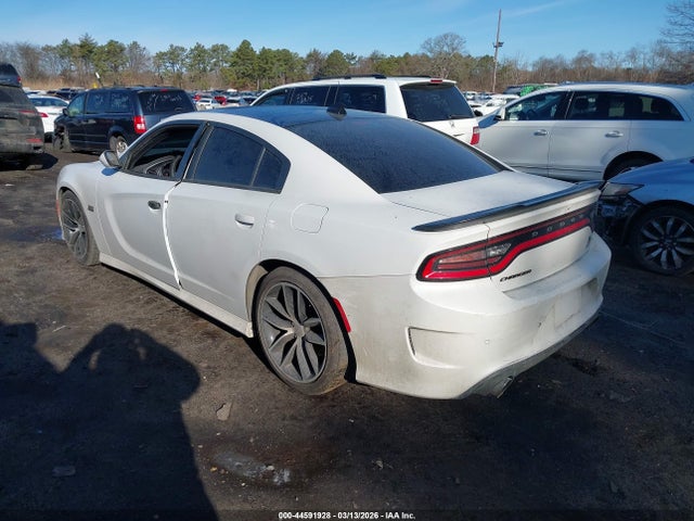 44591928 :رقم المزاد ، 2C3CDXGJ2FH928216 vin ، 2015 Dodge Charger R/t Scat Pack مزاد بيع