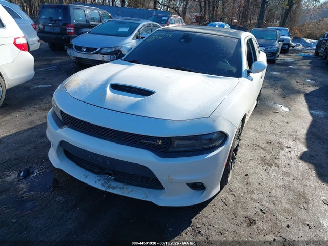44591928 :رقم المزاد ، 2C3CDXGJ2FH928216 vin ، 2015 Dodge Charger R/t Scat Pack مزاد بيع