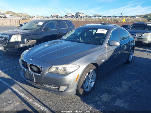 2011 BMW 528I WBAFR1C59BC749259 Photo 1