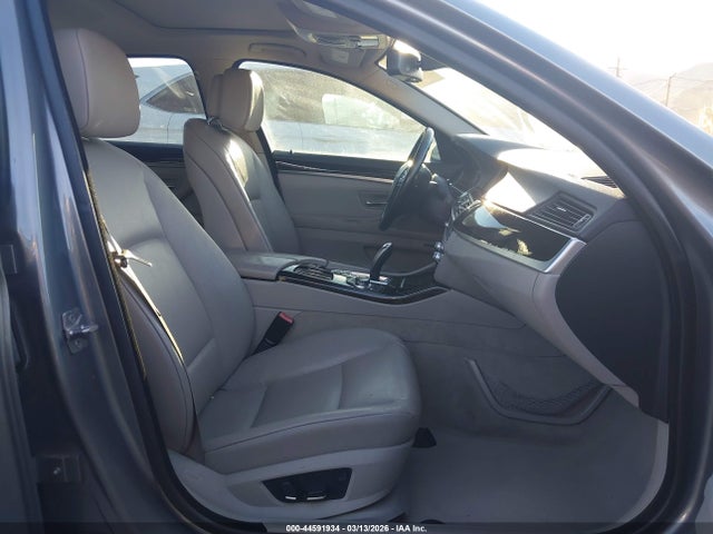 2011 BMW 528I WBAFR1C59BC749259 Photo 4