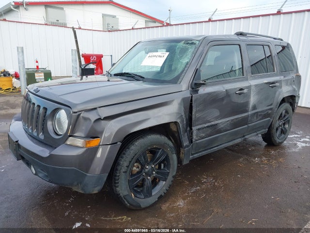 Jeep Patriot Altitude Edition 2015 1C4NJPBA6FD192656 Image 2