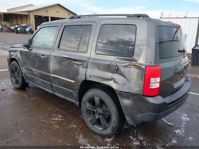 Jeep Patriot Altitude Edition 2015 1C4NJPBA6FD192656 Image 3