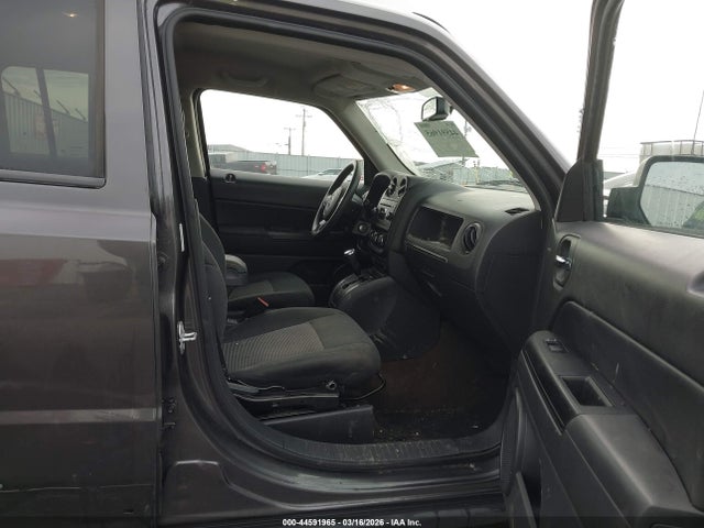 Jeep Patriot Altitude Edition 2015 1C4NJPBA6FD192656 Image 5