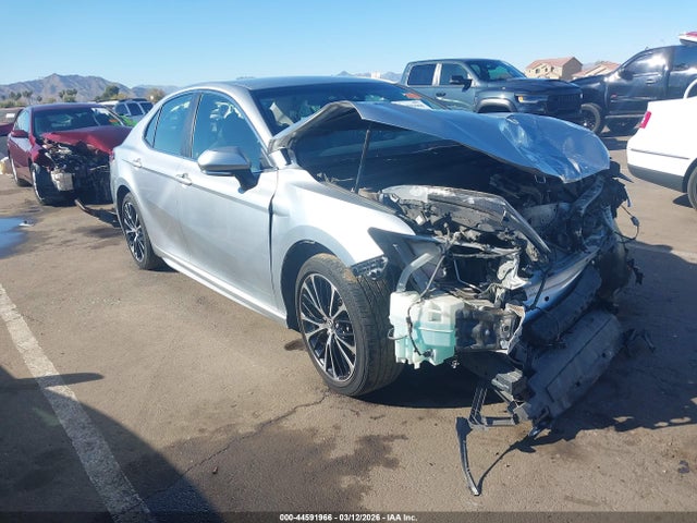 Toyota CAMRY SE 2018 JTNB11HK8J3048083 Image 1