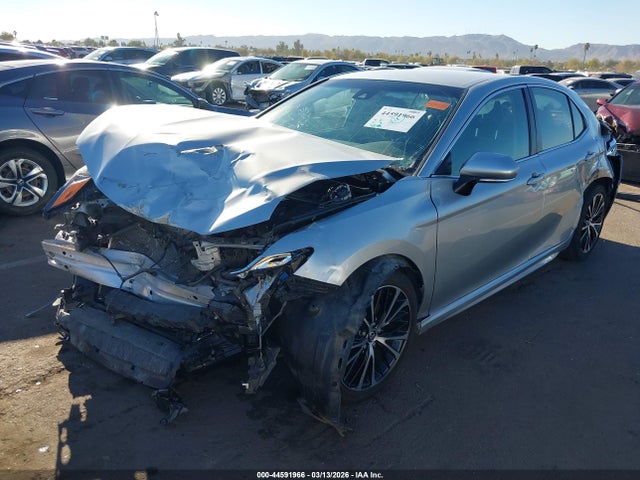 Toyota CAMRY SE 2018 JTNB11HK8J3048083 Image 2