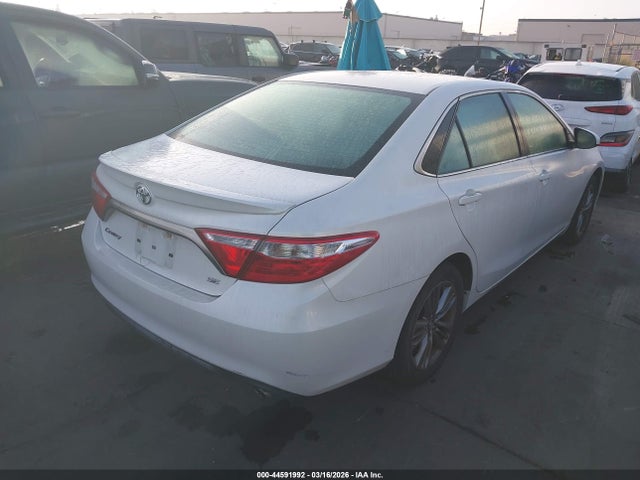 4T1BF1FK3HU310133 Toyota CAMRY SE