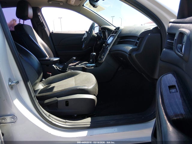 Chevrolet MALIBU 1LT 2015 1G11C5SL2FU152758 Image 5
