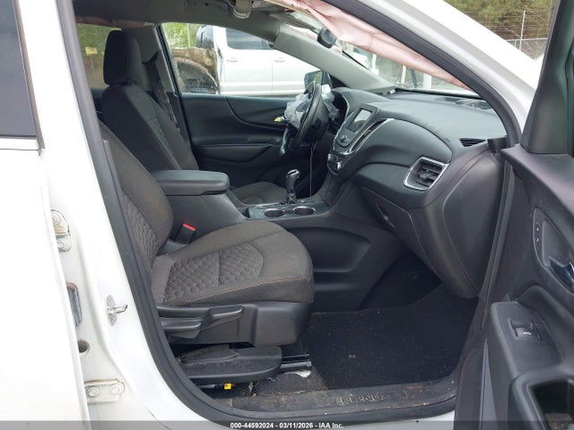 3GNAXKEV6KS675516 Chevrolet EQUINOX LT