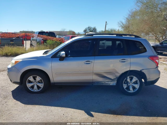 Продажа на аукционе авто 2014 Subaru Forester 2.5i Premium, vin: JF2SJAGCXEH482417, номер лота: 44592040