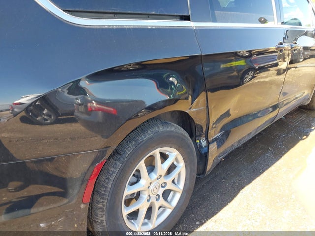44592058 :رقم المزاد ، 2C4RC1BG8SR594800 vin ، 2025 Chrysler Pacifica Select مزاد بيع