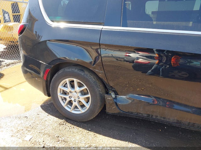 44592058 :رقم المزاد ، 2C4RC1BG8SR594800 vin ، 2025 Chrysler Pacifica Select مزاد بيع