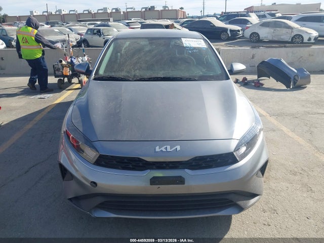 KIA Forte Lxs 2023 3KPF24AD4PE520233 Image 12