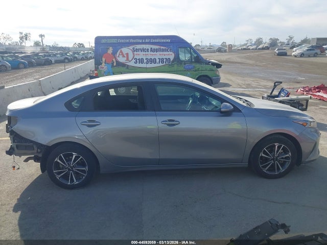 KIA Forte Lxs 2023 3KPF24AD4PE520233 Image 13