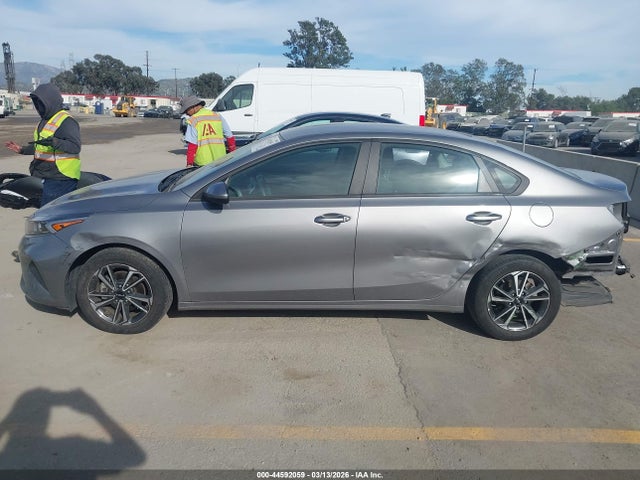 KIA Forte Lxs 2023 3KPF24AD4PE520233 Image 14