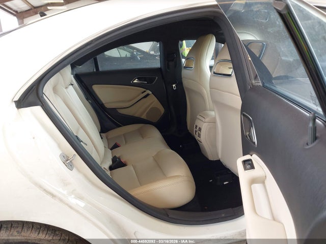 2014 MERCEDES-BENZ CLA 250 WDDSJ4EB5EN045569 Photo 7