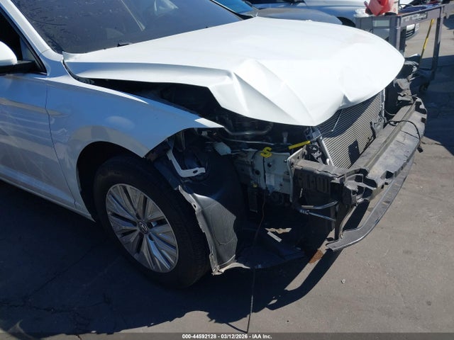 3VWN57BU2LM001892 Volkswagen Jetta 1.4t R-line/1.4t S