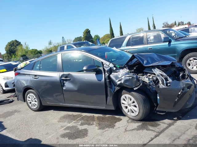 Toyota Prius Le 2021 JTDKAMFUXM3148040 Image 13