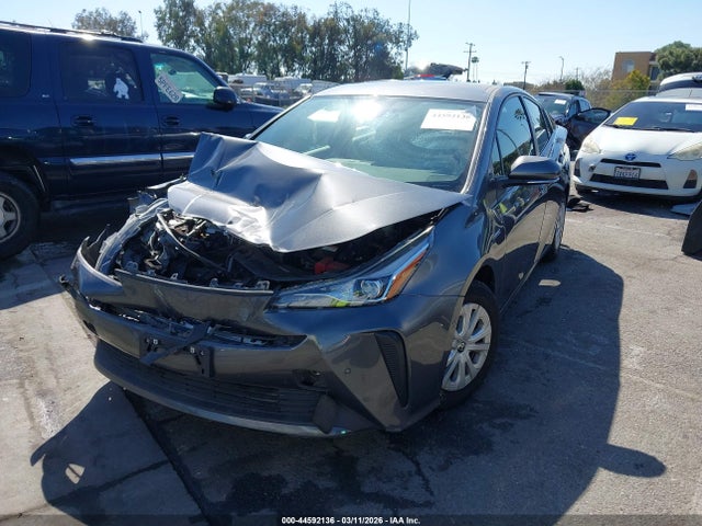 Toyota Prius Le 2021 JTDKAMFUXM3148040 Image 2