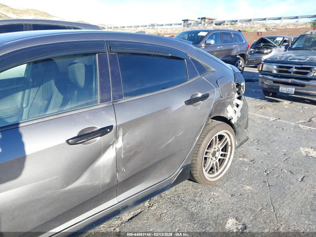 SHHFK7H49JU401195 Honda Civic Sport
