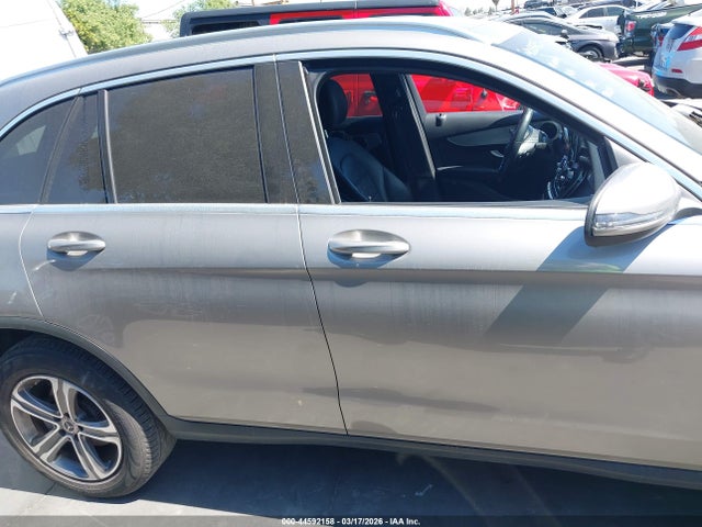 WDC0G4JB9KV157304 Mercedes-Benz GLC 300