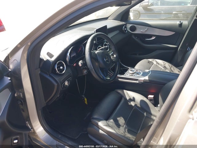 WDC0G4JB9KV157304 Mercedes-Benz GLC 300
