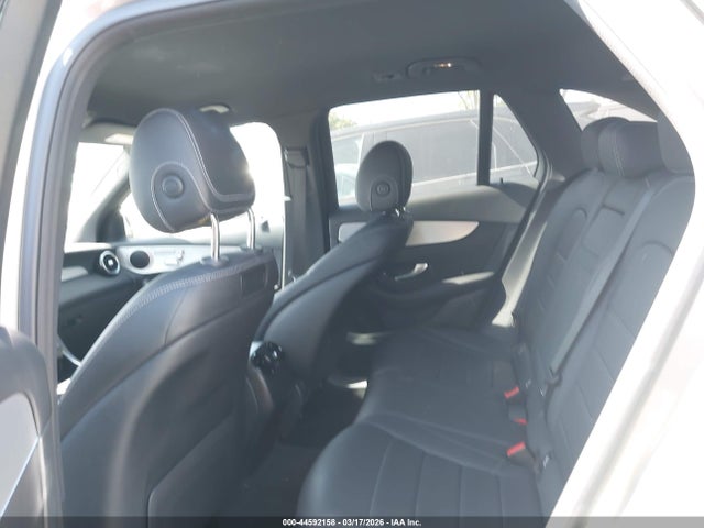 WDC0G4JB9KV157304 Mercedes-Benz GLC 300