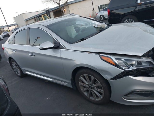 Hyundai Sonata Limited 2017 5NPE34AF5HH582957 Image 14