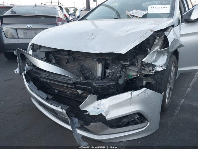 Hyundai Sonata Limited 2017 5NPE34AF5HH582957 Image 12