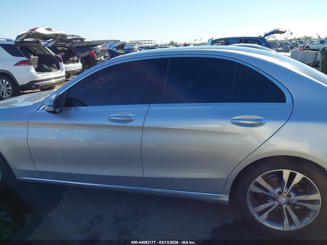 44592177 :رقم المزاد ، 55SWF4JB1GU170085 vin ، 2016 Mercedes-benz C 300 مزاد بيع